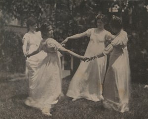 Susan Hannah Macdowell, Tanımlanamayan Kız, Elizabeth Macdowell ve Muhtemelen Mary Macdowell..., c. 1 by Thomas Eakins
