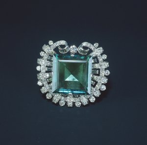 Hooker Zümrüt, 1950 (platin üzerine yerleştirilmiş zümrüt ve elmaslar) by Tiffany und Company