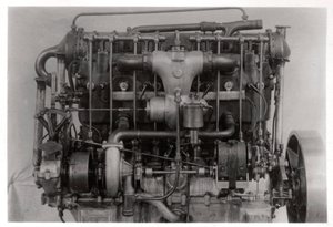 115 PS Daimler Zeppelin LZ 6 zeplin motoru, c1909-1910 1933 by Unbekannt