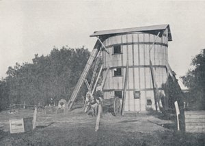 Mildura yakınlarında bir Silo, Victoria, 1923. by Unbekannt