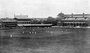 Lords kriket sahasında devam eden bir kriket maçı, Londra, 1912 by Unbekannt
