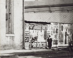 Bir adam 600 Walnut Street