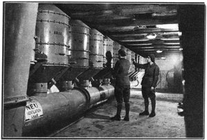 Hava filtreleri, Maginot Line, Fransa, 1939 by Unbekannt