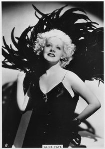 Alice Faye, Amerikalı oyuncu ve şarkıcı, c1938 by Unbekannt