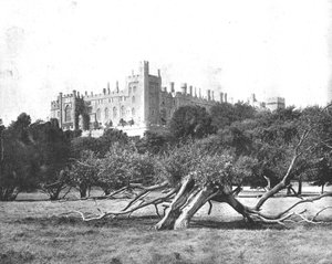 Arundel Kalesi, Sussex, 1894. by Unbekannt