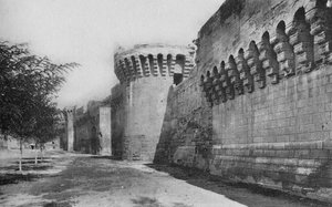 Avignon. - Surlar XIVe, c1925 by Unbekannt