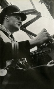 Kaptan Gilbert Rae, BOAC Sivrisinek pilotu, İkinci Dünya Savaşı. c1939-c1944 1946. by Unbekannt