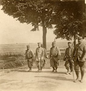 Yakalanan Alman keskin nişancı, Şampanya, kuzey Fransa, c1914-c1918 by Unbekannt