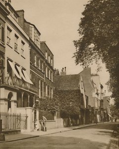 Cheyne Walk, Nehre Bakan Ağırbaşlı Bir Yol, Anılar Açısından Zengindir, c1935. by Unbekannt