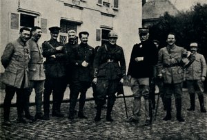 Churchill, Somme Savaş Alanını Ziyaret Ediyor, 1915, 1945. by Unbekannt