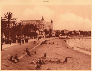 Croisette Promenade - Plaj ve Kumarhane, Cannes, 1930. by Unbekannt