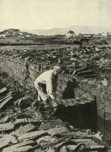 Kesme Turves, c1948. by Unbekannt