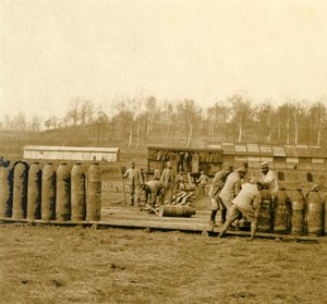 Büyük mermiler için depo, c1914-c1918 by Unbekannt