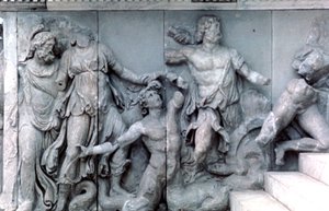 Bergama Sunağının Büyük Frizinden Detay, MÖ 180-159 by Unbekannt
