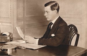 Edward VIII, Londra, St. James Sarayı