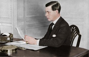 Edward VIII, Londra, St. James Sarayı