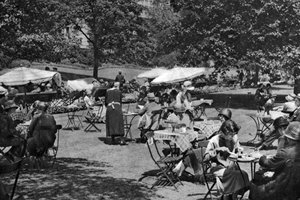 Dolgu Bahçeleri, Charing Cross, Londra, 1926-1927 by Unbekannt