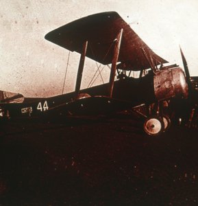 Savaş uçağı havalanıyor, c1914-c1918 by Unbekannt