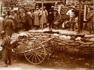 İlk yardım noktası, Ablain-Saint-Nazaire, Kuzey Fransa, c1914-c1918 by Unbekannt