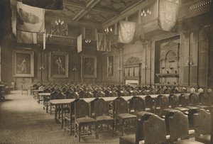 Güçlü Bakkallar Şirketinin Ziyafetlerini Düzenlediği Bayrağa Asılmış Büyük Salon, c1935. by Unbekannt