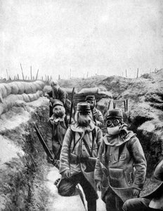 Doğaçlama gaz maskeli Fransız askerleri, 1915 by Unbekannt