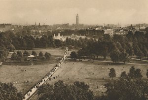 Green Park ve Westminster, Eski Devonshire Sitesini Gasp Eden Yapıdan, c1935. by Unbekannt