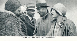 Maori Rehberlerini Selamlama, 1927 1937 by Unbekannt