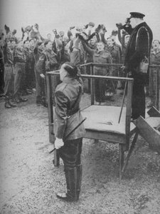 Eski Alayının Yeni Adamları tarafından selamlandı, 1941. by Unbekannt
