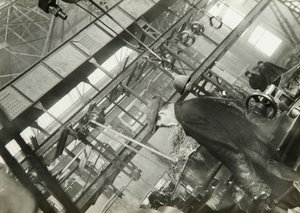 Bir makine mühendisliği fabrikasında, SSCB, 1930