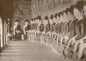 Budist Tapınağının İçi, Sagaing, 1900. by Unbekannt