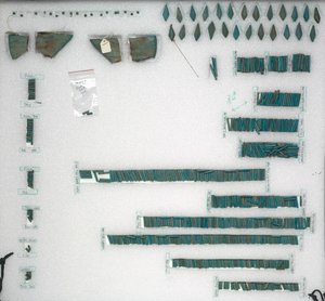 Senbi takıları, MÖ 1980-1801. by Unbekannt