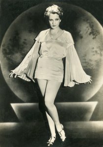 Juliette Compton, 1938. by Unbekannt
