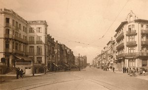 Avenue Lippens, c1900. by Unbekannt