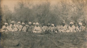 Teğmen Smith & Beaters - Budhapur Tigerhunt, 1922 by Unbekannt