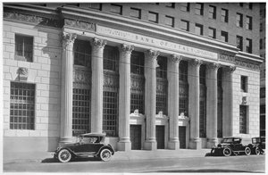 İtalya Bankası'nın ana girişi, Los Angeles, California, 1924 by Unbekannt