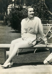 Marlene Dietrich, 1938. by Unbekannt