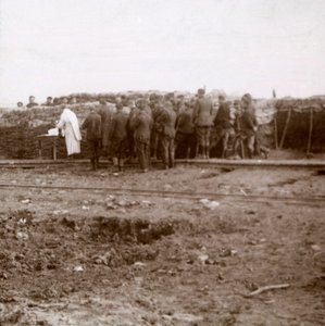 Siperlerdeki kütle, Pervijze, Flanders, Belçika, c1914-c1918 by Unbekannt