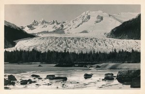 Juneau yakınlarındaki Mendenhall Buzulu, Alaska, 1940. by Unbekannt