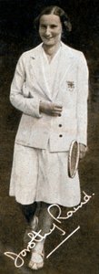 Bayan Dorothy Round, Wimbledon Kadınlar Şampiyonu, 1934 by Unbekannt