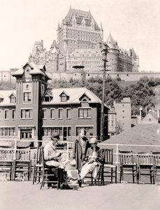 Miss Simpson & Jeane Steamboat güvertesinde, lisle dOrleans, Quebec Wharf, 1926 by Unbekannt