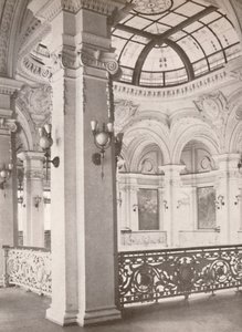 Milli Kütüphane: galerinin halka açık okuma salonuna bakan bir köşesi, 1914 by Unbekannt