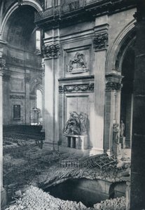 Bombalamadan sonra St. Paul Katedrali