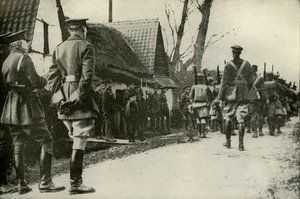 Siperlere Kapalı, 1919. by Unbekannt