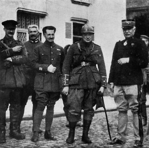 Cephede ve deneyimden sonra 6. Kraliyet İskoç Piyadelerine komuta etti, c1916, 1945 by Unbekannt