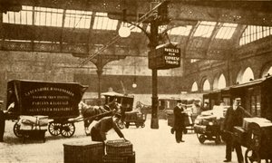 Havai Elektrikli Parsel Taşıyıcı, Victoria İstasyonu, Manchester, 1930. by Unbekannt