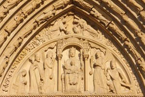 Paris Notre Dame Katedrali batı kanadı: Saint Anne