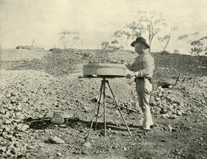 Bir Kiralama Beklemek, 1901. by Unbekannt
