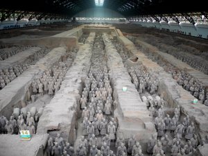 Q in shi Huang pişmiş toprak kol ee by Unbekannt
