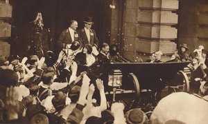 Gül Yaprağı Duşu, 26 Nisan 1923, 1937 by Unbekannt