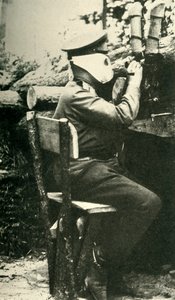 Periskop tüfek kullanan Rus askeri, Birinci Dünya Savaşı, 1914-1918, c1920. by Unbekannt